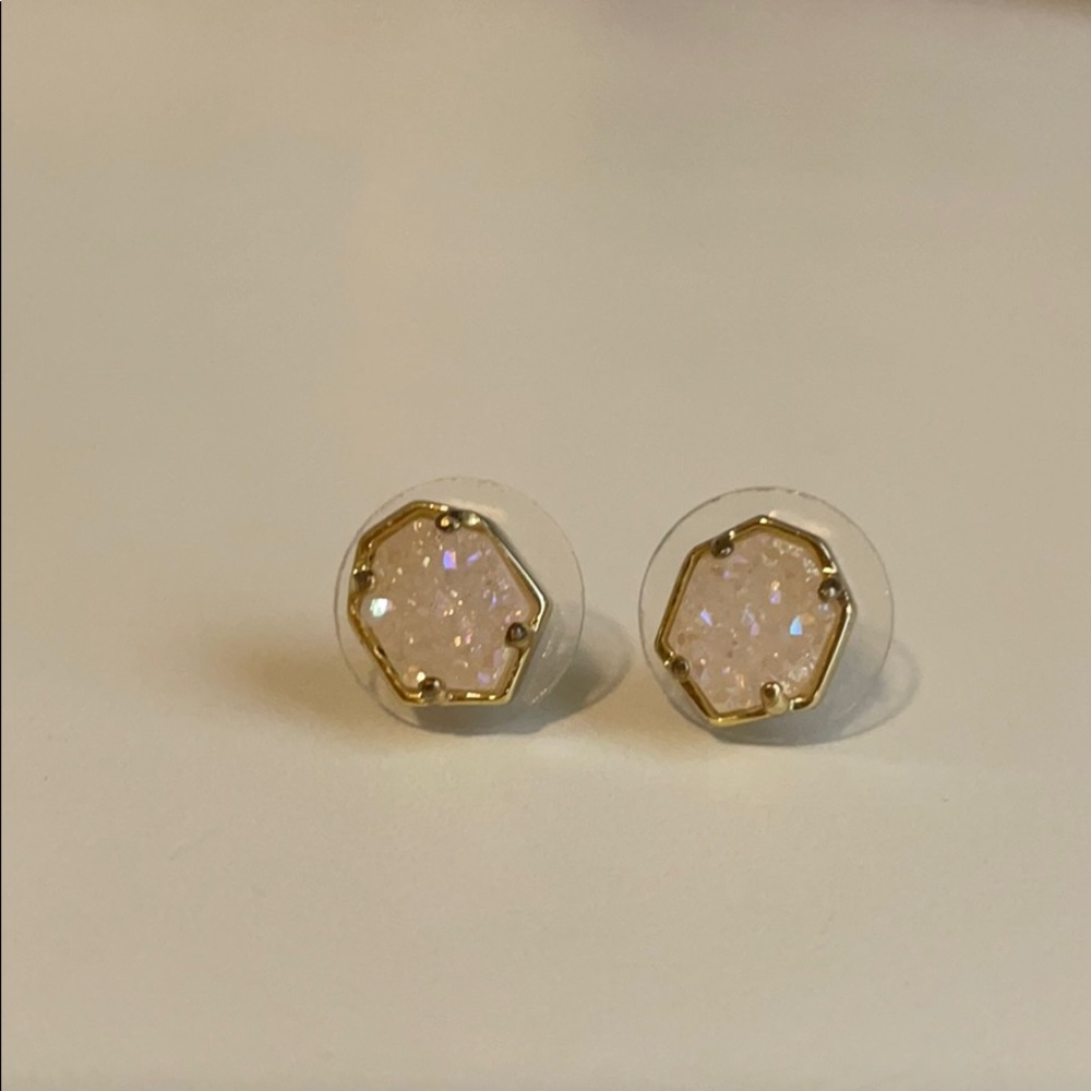 Kendra Scott earrings